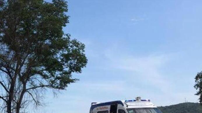 Stroncato da un malore mentre è a caccia nei boschi di Riparbella