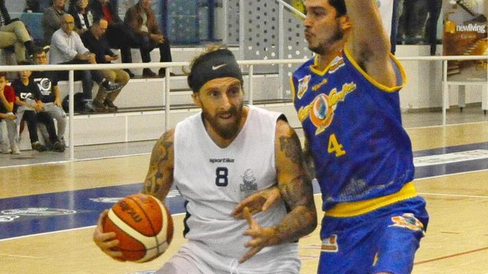 Invisibile sotto i tabelloni Cecina cede anche a Pavia