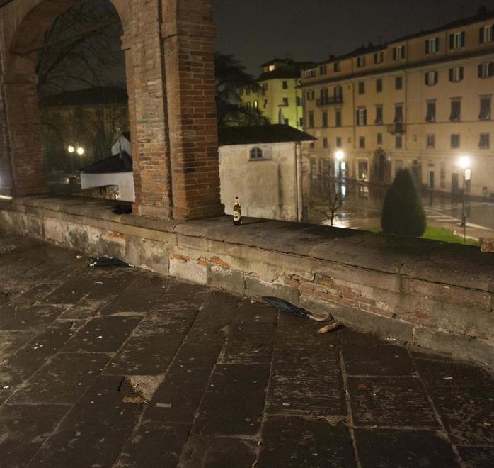 Quattordicenne picchiato da un branco di sette bulli 