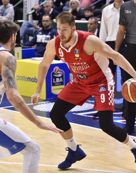 Pistoia conquista la prima vittoria espugnata Sassari 