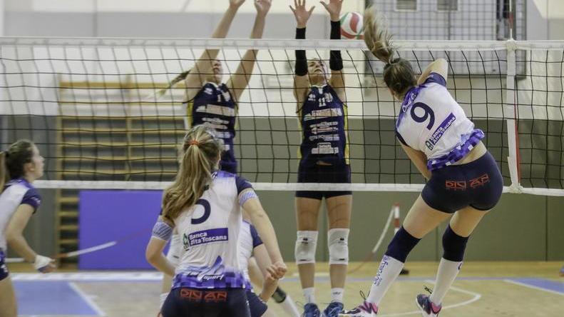 Cesena è troppo forte Le baby del Blu Volley travolte al Palamelo