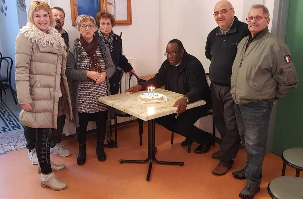 Una torta per il parroco