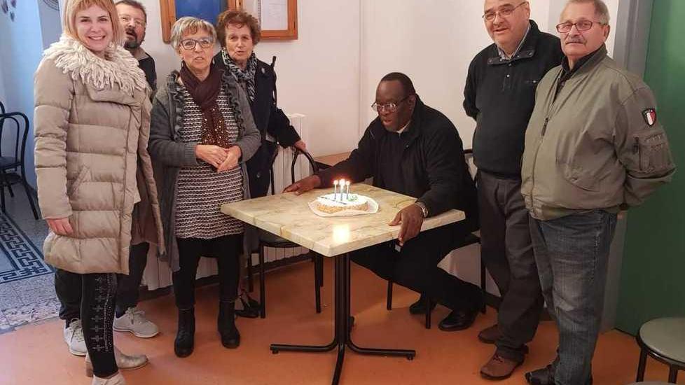 Una torta per il parroco