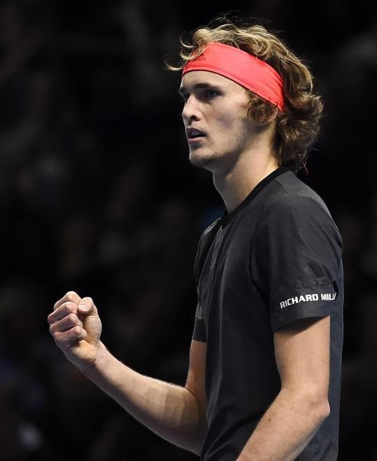 Zverev master a sorpresa Djokovic cede in due set