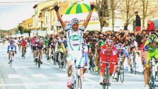 Petacchi vince il Gran premio Costa degli Etruschi, gara prof che si svolge nella zona