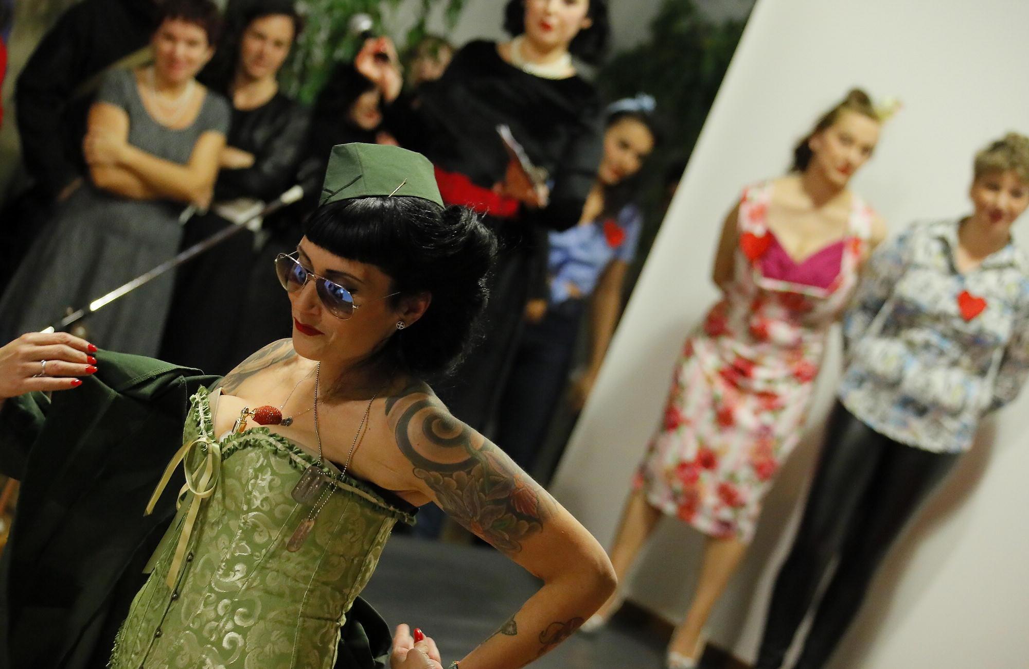 Eleonora, segretaria livornese di 38 anni, è la nuova Miss Pin Up 