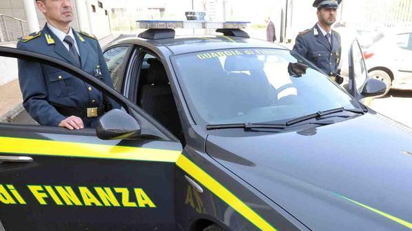 Per battere la crisi provano a diventare “narcos”: pene ridotte in appello