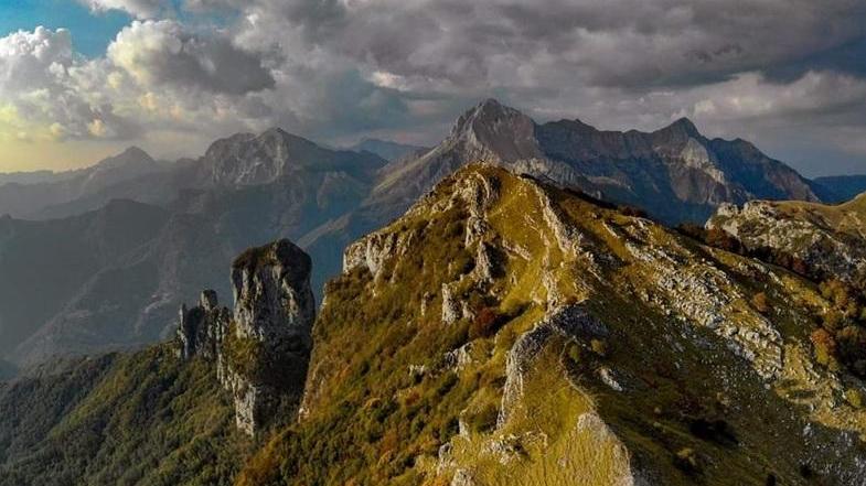 Un video straordinario realizzato sorvolando il monte Procinto
