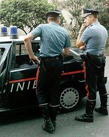 Furti nelle case dei turisti per il business della droga