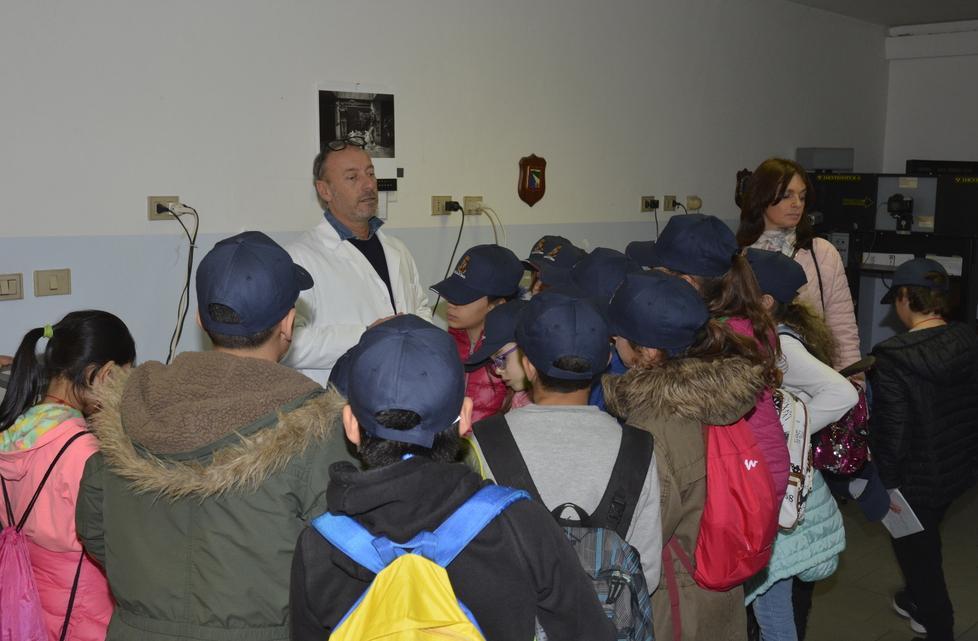 Gli alunni a scuola di Polizia