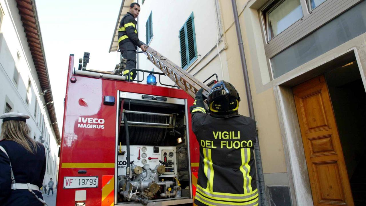 Un intervento dei vigili del fuoco