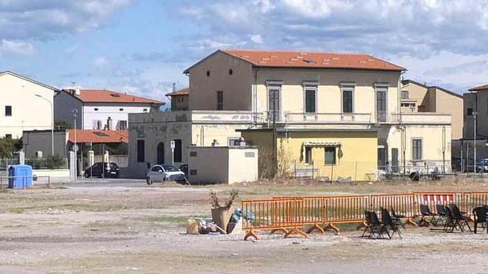 Un costo di oltre 400mila euro per l’acquisto di piazza Viviani