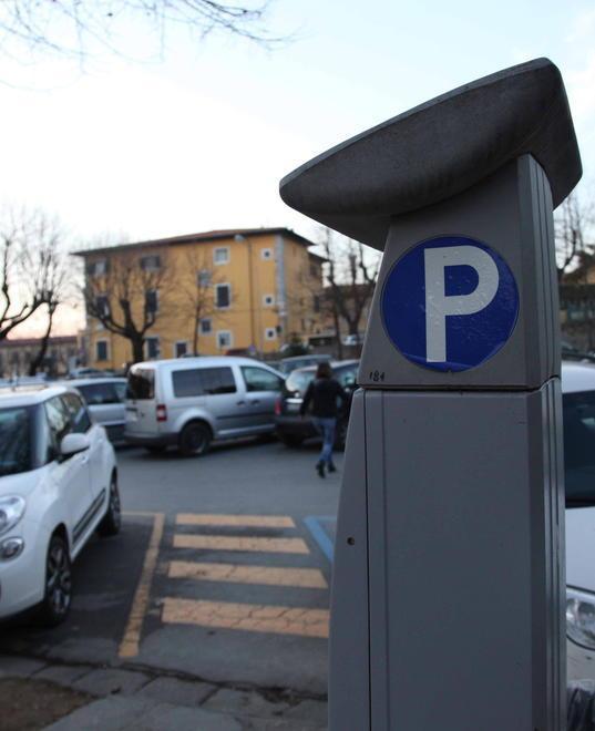 Lo shopping per il Natale con i parcheggi a pagamento 