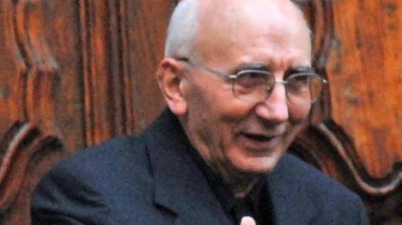 Addio a don Grazzini parroco di Sant’Andrea oggi alle 15 il funerale