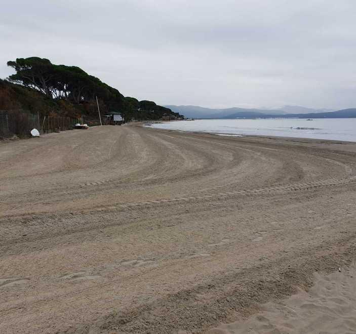Danni da maltempo: è partita l’operazione “spiagge pulite” 