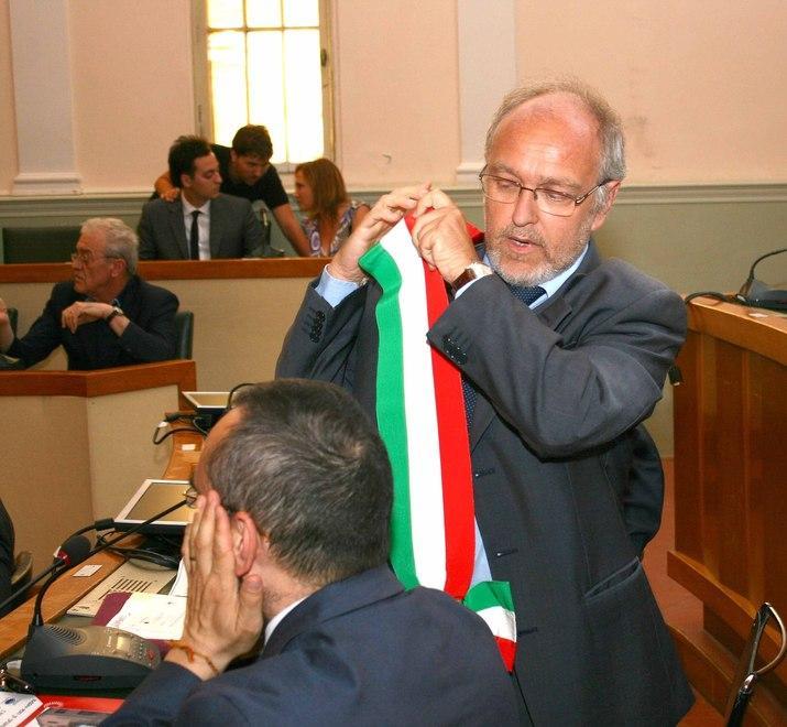 Sindaco 2019, il Pd fa un «passo di lato» Dem pronti alla candidatura di un civico 