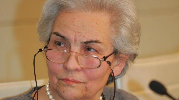 Una festa al “Buco magico” per i 90 anni di Loretta Giaroni