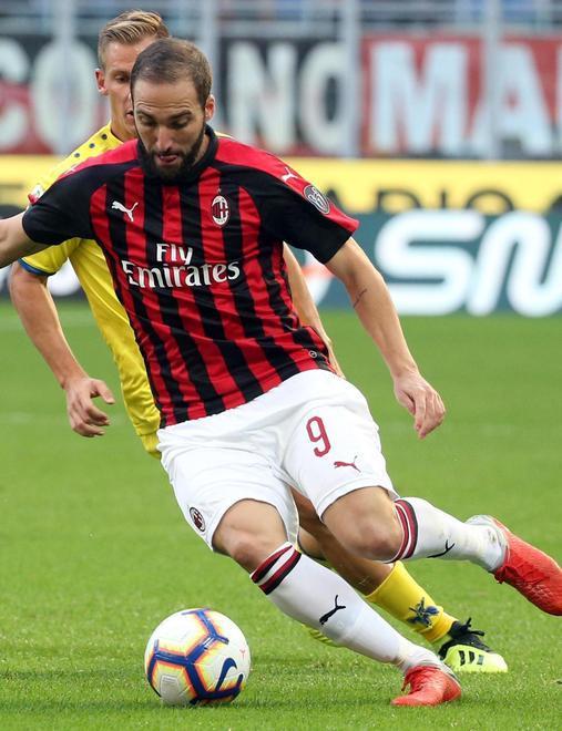 Il Milan va dall’Uefa A fine anno la sentenza sulla solvibilità del club 