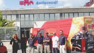 Titolare, dipendenti e sede della Ema Antincendi a Ospedaletto