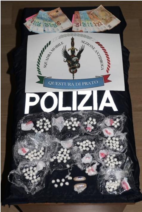 L'eroina sequestrata dalla polizia di Prato a Calenzano