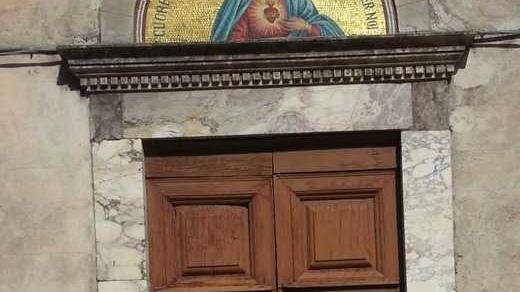 Si riaccende lo scontro tra parroco e fedeli: ed è sciopero della Messa