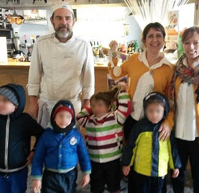 Quattro alunni in paese per rivendicare i loro diritti 