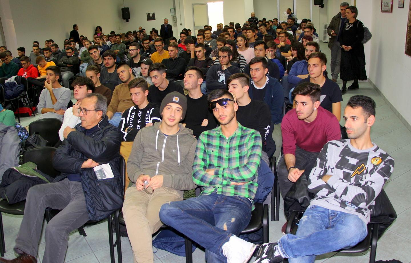 Alternanza scuola-lavoro nella centrale di Fiume Santo 