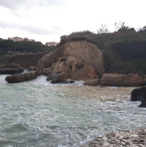 Porto Torres, nuovo crollo: si sbriciola la costa da Balai fino ad Abbacurrente
