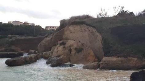 Porto Torres, nuovo crollo: si sbriciola la costa da Balai fino ad Abbacurrente