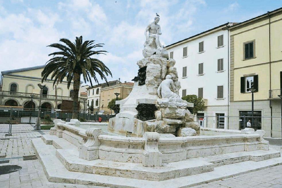La fontana della "Maremma assetata"