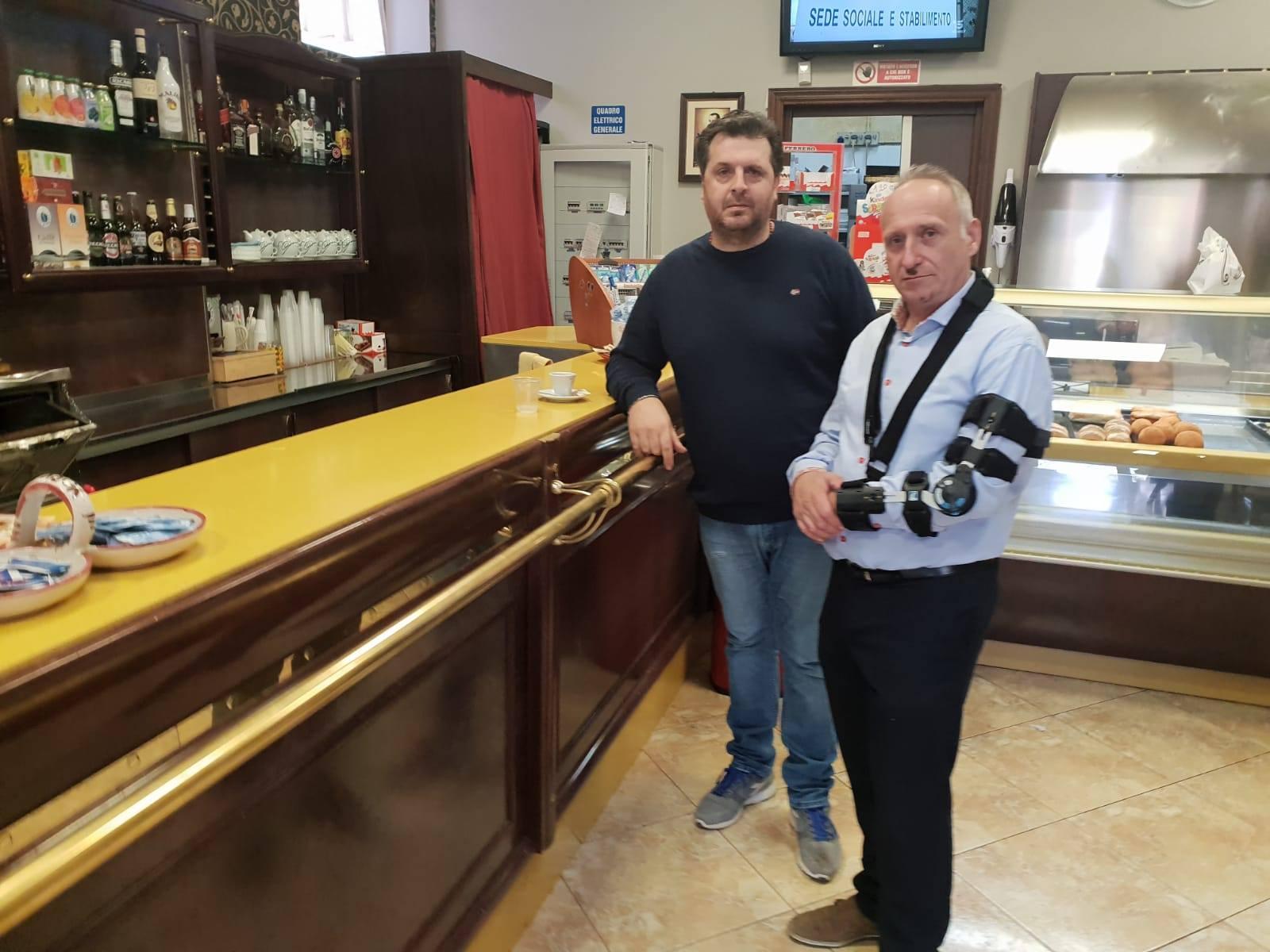 Pascucci ha postato su Facebook una foto con il nipote di Provenzano