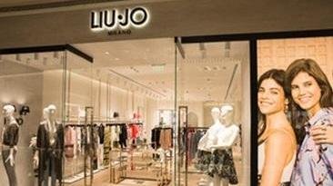 Capi Liu Jo contraffatti La Finanza smantella filiera di prodotti falsi
