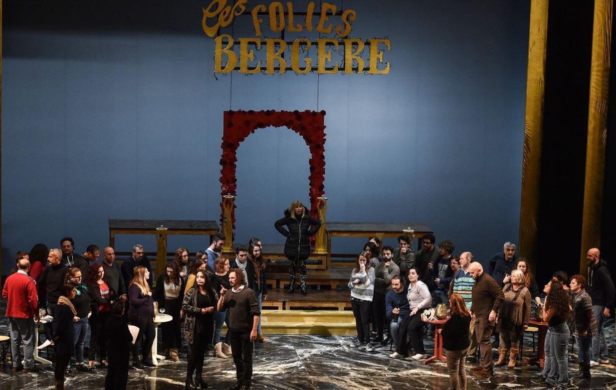 Gli artisti durante le prove di "Sì", l'operetta di Mascagni in scena al Goldoni (Bizzi)