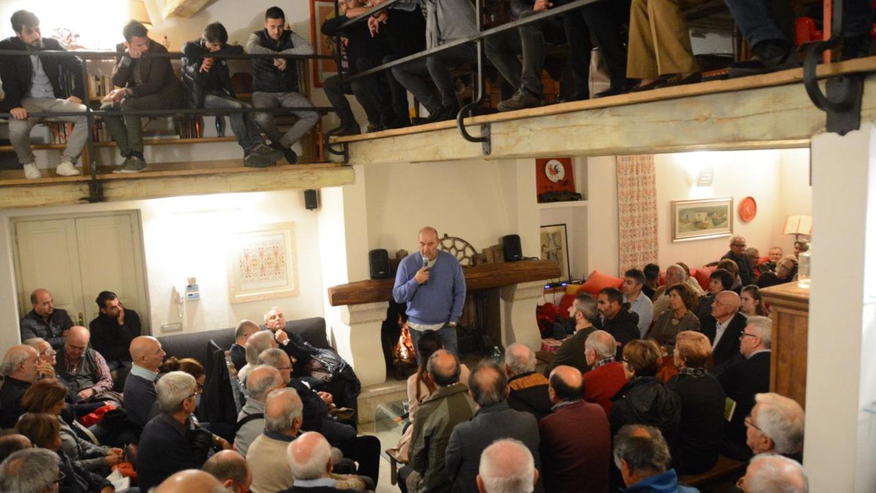 Gli antipopulisti discutono di un’altra Sardegna 