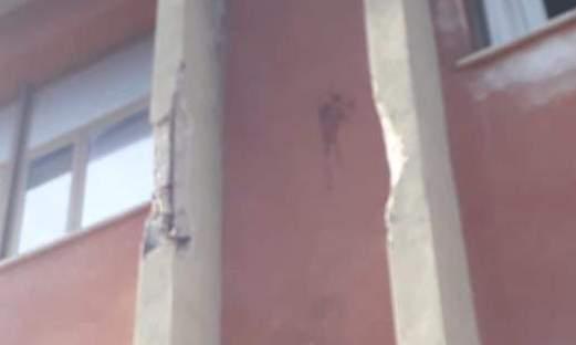 Al liceo classico piovono calcinacci
