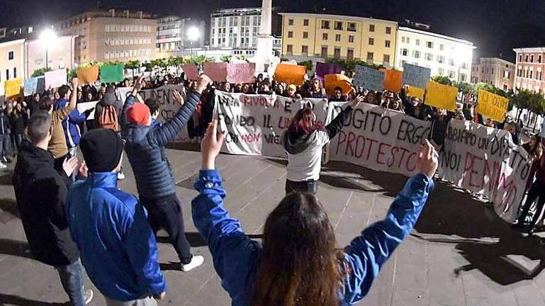 Così i consiglieri hanno salvato il liceo Marconi e il Belmesseri