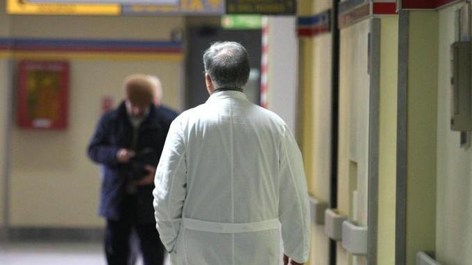 Scioperano i medici, garantiti i servizi essenziali e le urgenze