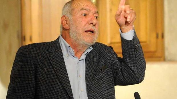 Mario Capanna infiamma il Castello raccontando il ’68