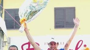 Leonardo Pinizzotto sul podio di una delle sue vittorie nel 2009