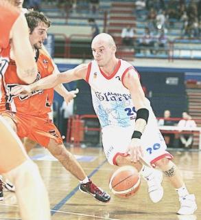 Il play Parente, deludente nella gara di domenica contro Ozzano