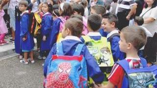 <strong>E IO PAGO </strong>Bambini a scuola Le famiglie chiamate a dare un contributo