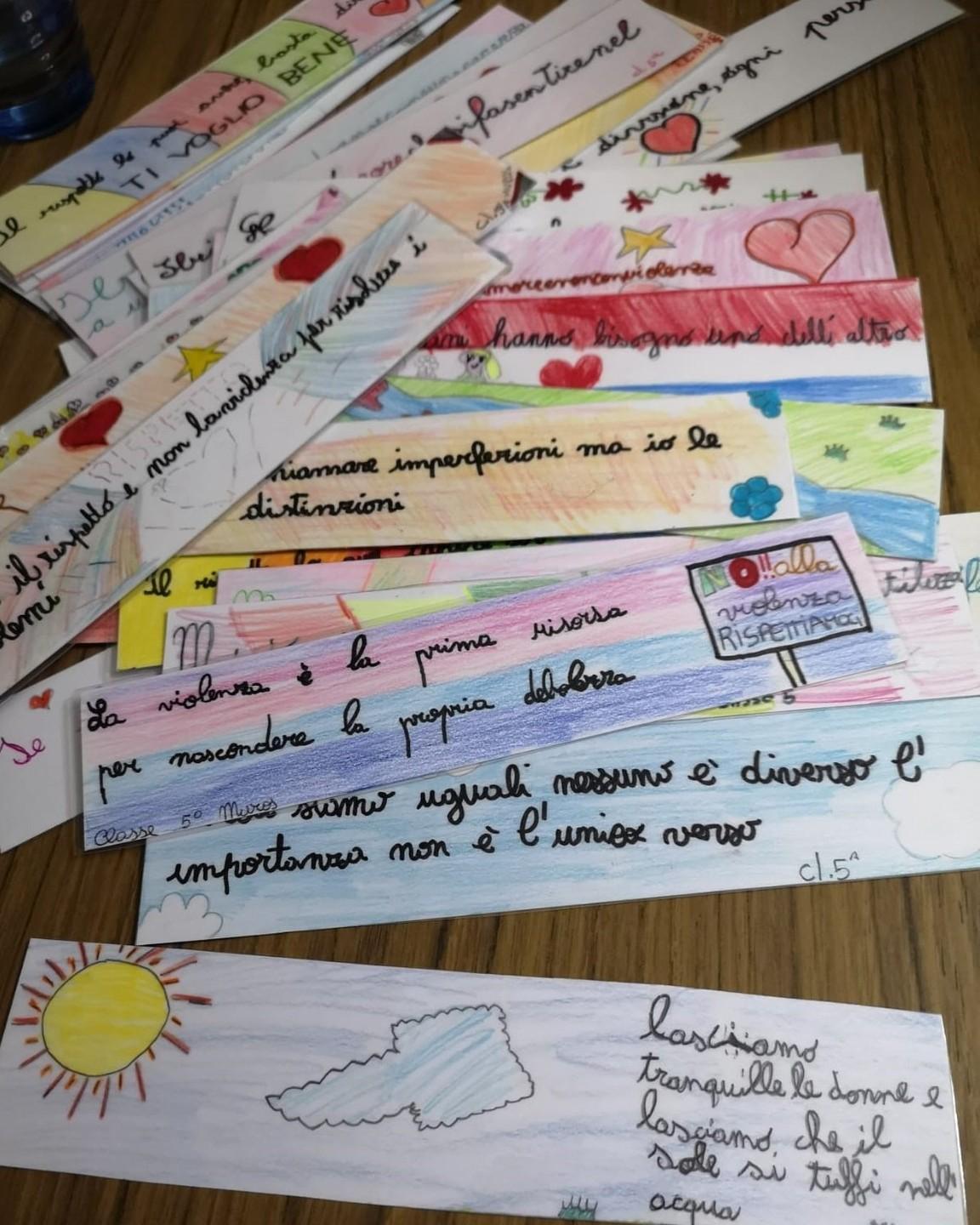 Muros, lezione di rispetto dai lavori degli scolari della quinta A