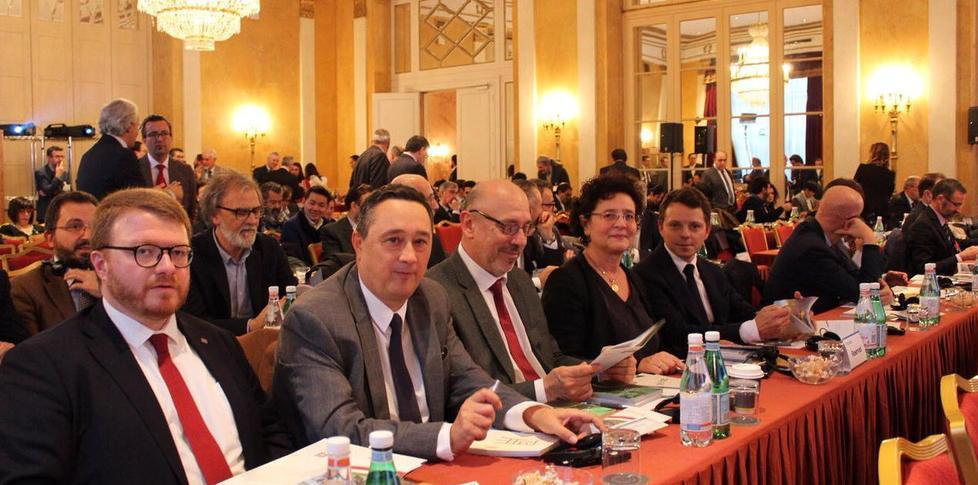Comuni e aziende della Valbisenzio sulla Via della seta 