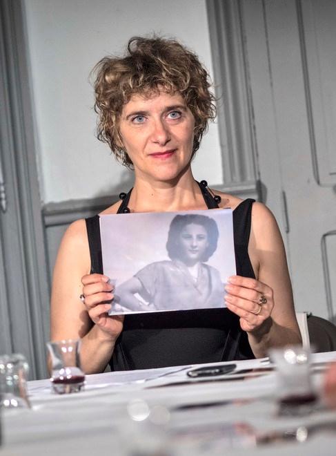Modena. Memoria, vino e pecorino:seduti a tavola l’omaggio alla “Sicilia” dei migranti 