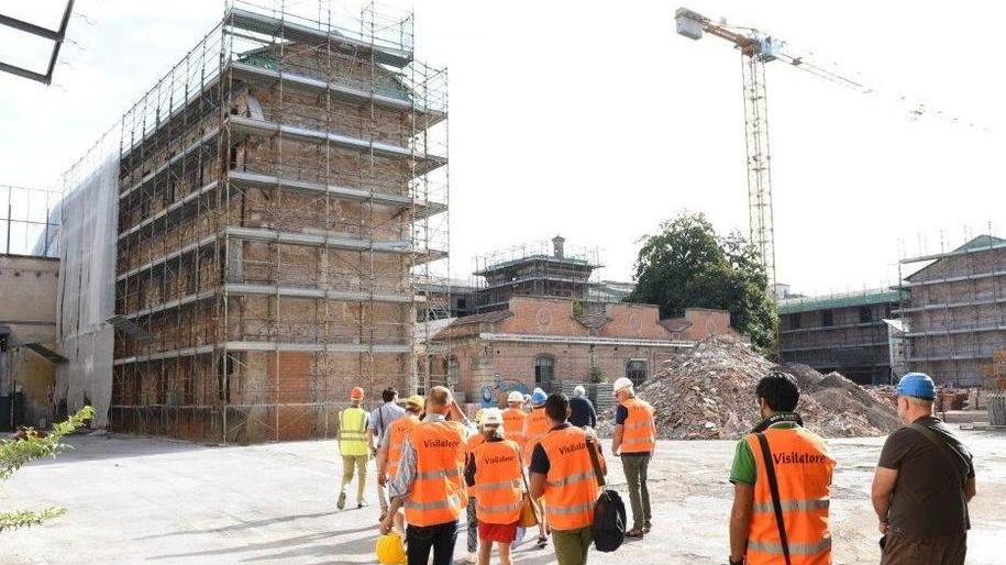 Manifattura, Aspera tiene duro: «I lavori vanno avanti»