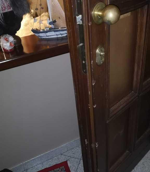 Vezzano, i proprietari sono fuori casa: i ladri vanno a caccia di preziosi 