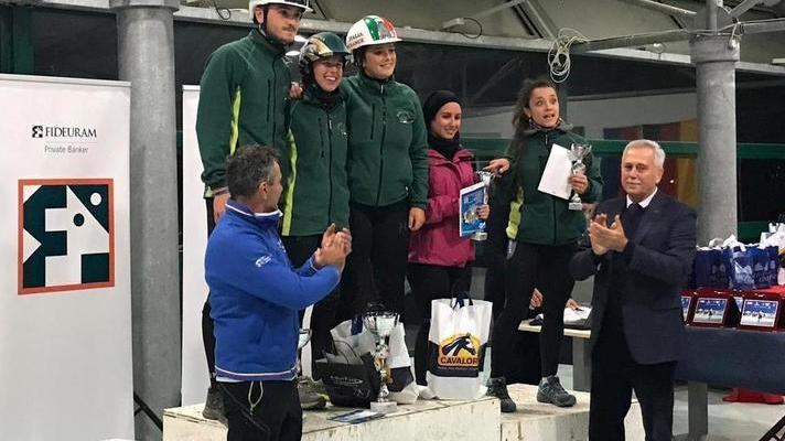 Cavalli e cavalieri ai Pini Oltre 200 binomi premiati