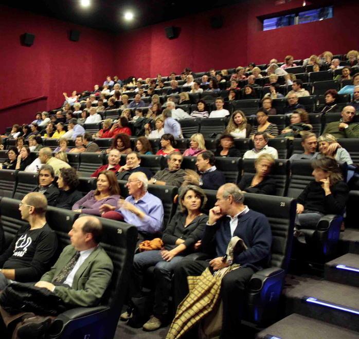 Black out elettrico in città, Cinema interrotto per 700 