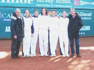 La squadra di serie A1 femminile del Tc Prato