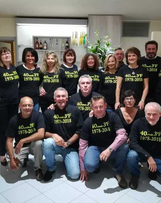 Rimpatriata e maglietta dopo 40 anni per la 3ªF